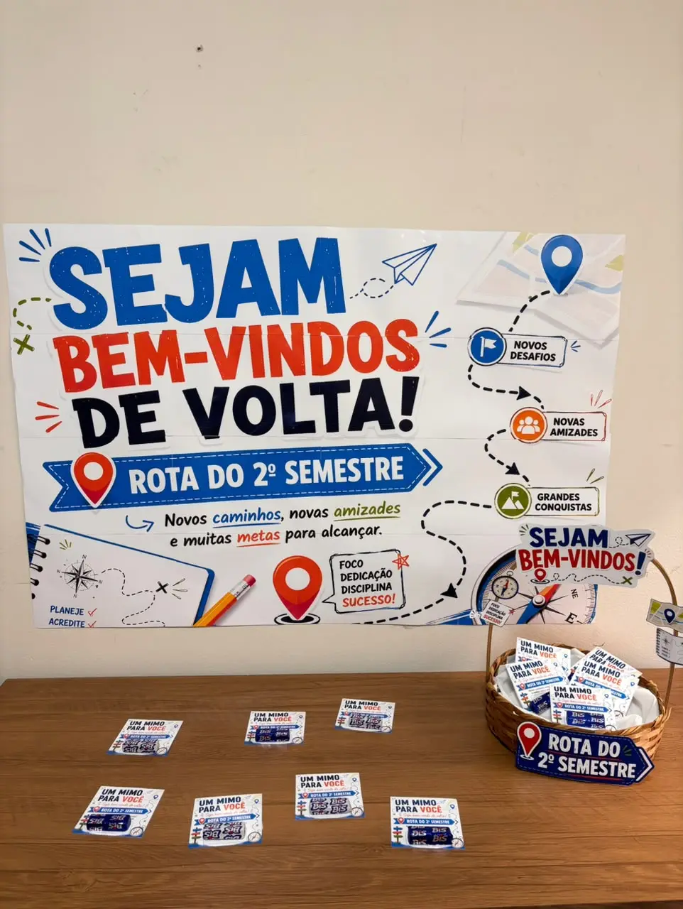Foto ilustrativa do catálogo EducativaMente — Kit Volta às Aulas 2027
